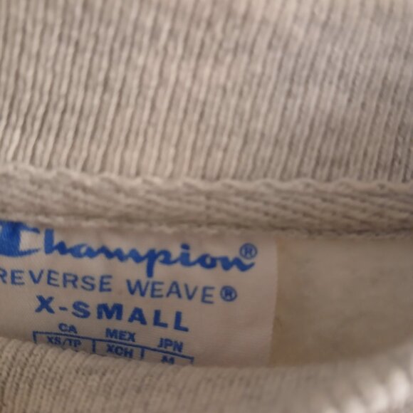 Vintage Champion Notre Dame Fighting Irish Sweatshirt - Picture 6 of 11